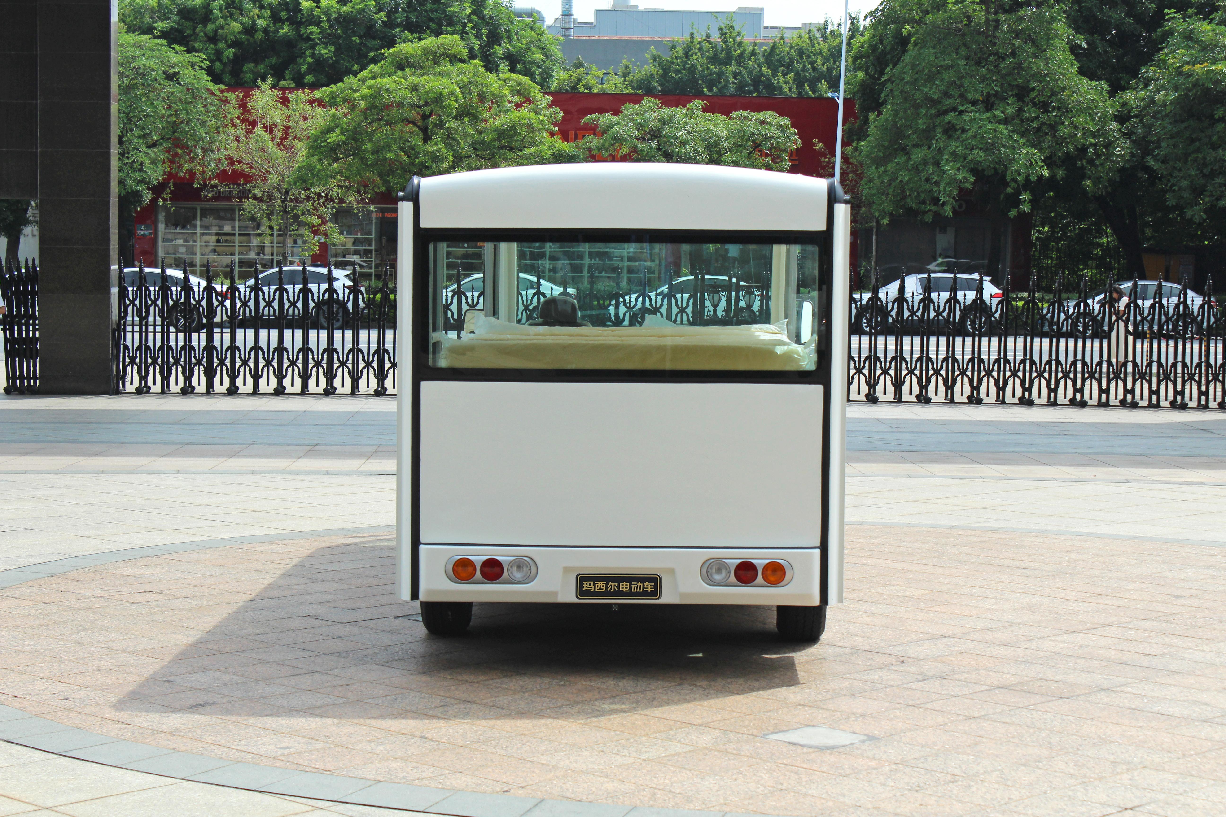 Left Side of 23 Seats Open Type Sightseeing Cart