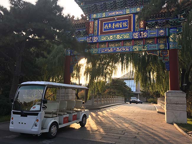 diaoyutai-sightseeing-bus-1.jpg