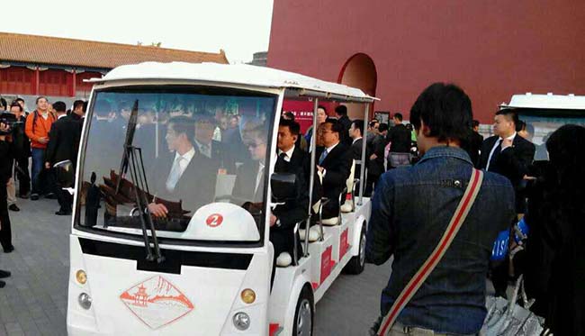 diaoyutai-sightseeing-bus-2.jpg